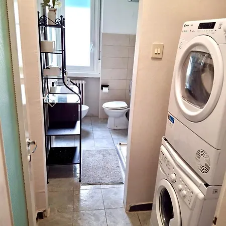 Apartment Locchi *